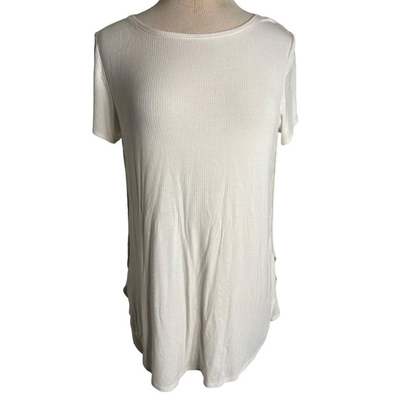 Apr 9 women’s medium white blouse round neck short sleeve stretch - Picture 1 of 7